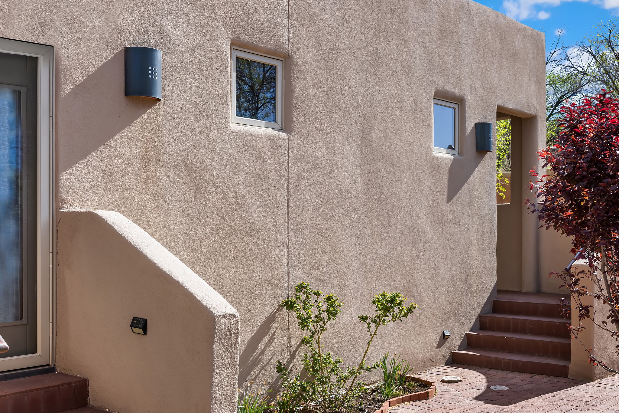 231 1/2 Rosario Boulevard