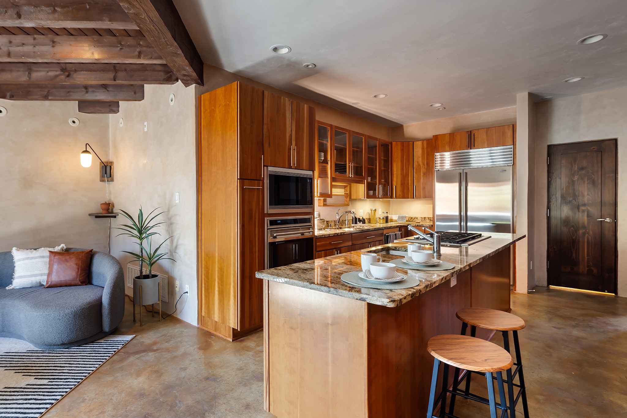 231 1/2 Rosario Boulevard