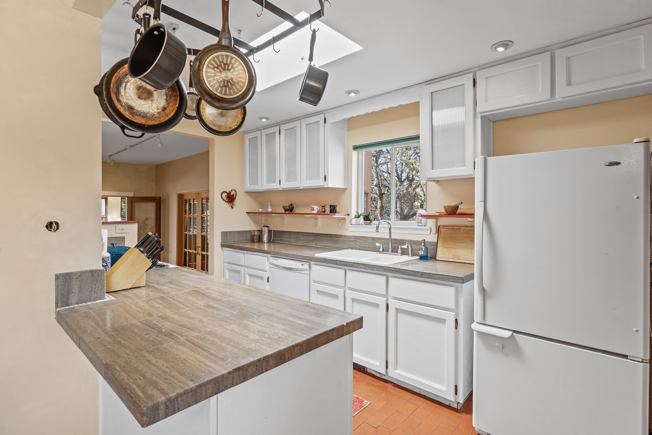 2256 Camino Iris