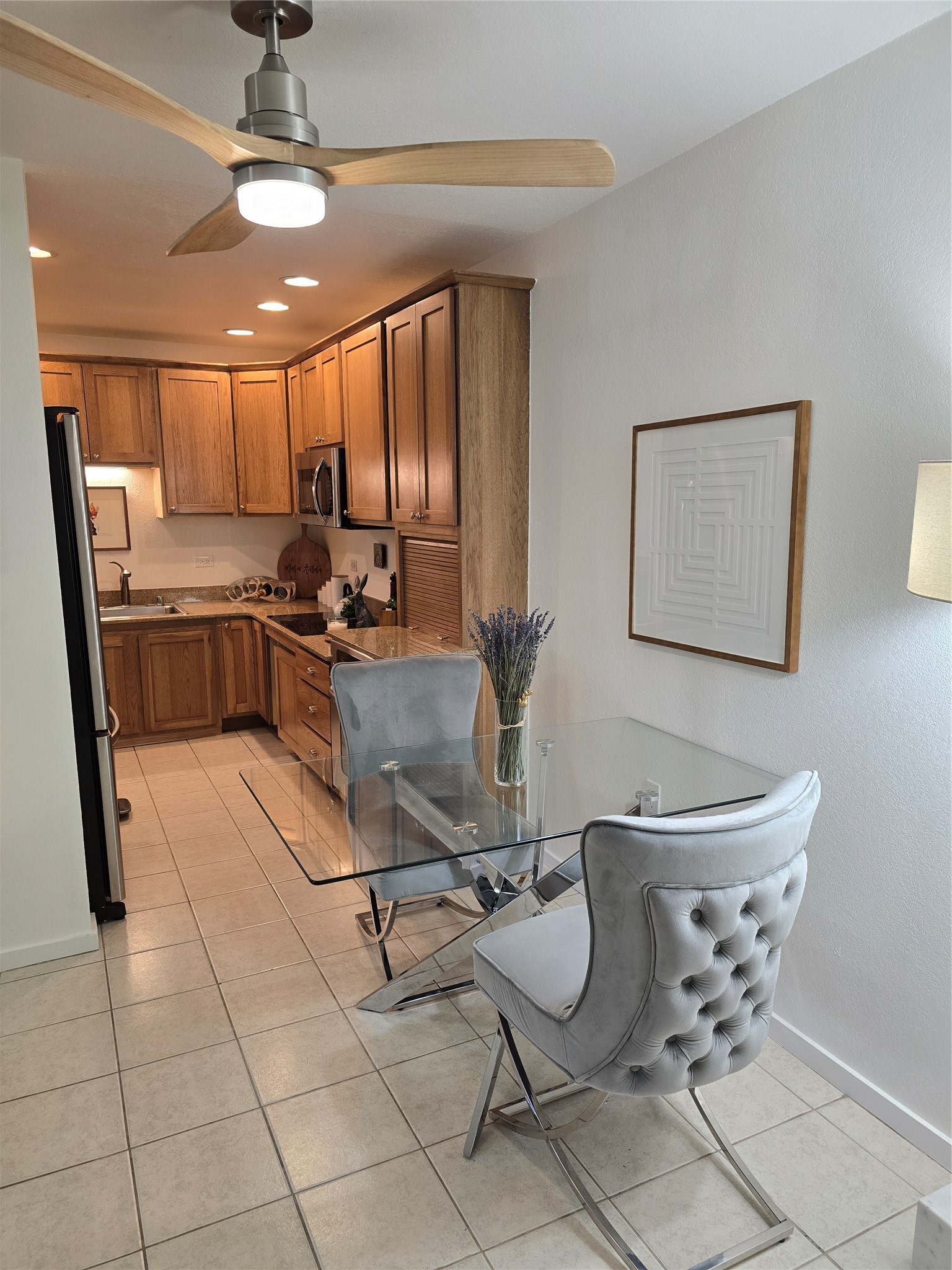 601 San Mateo 115