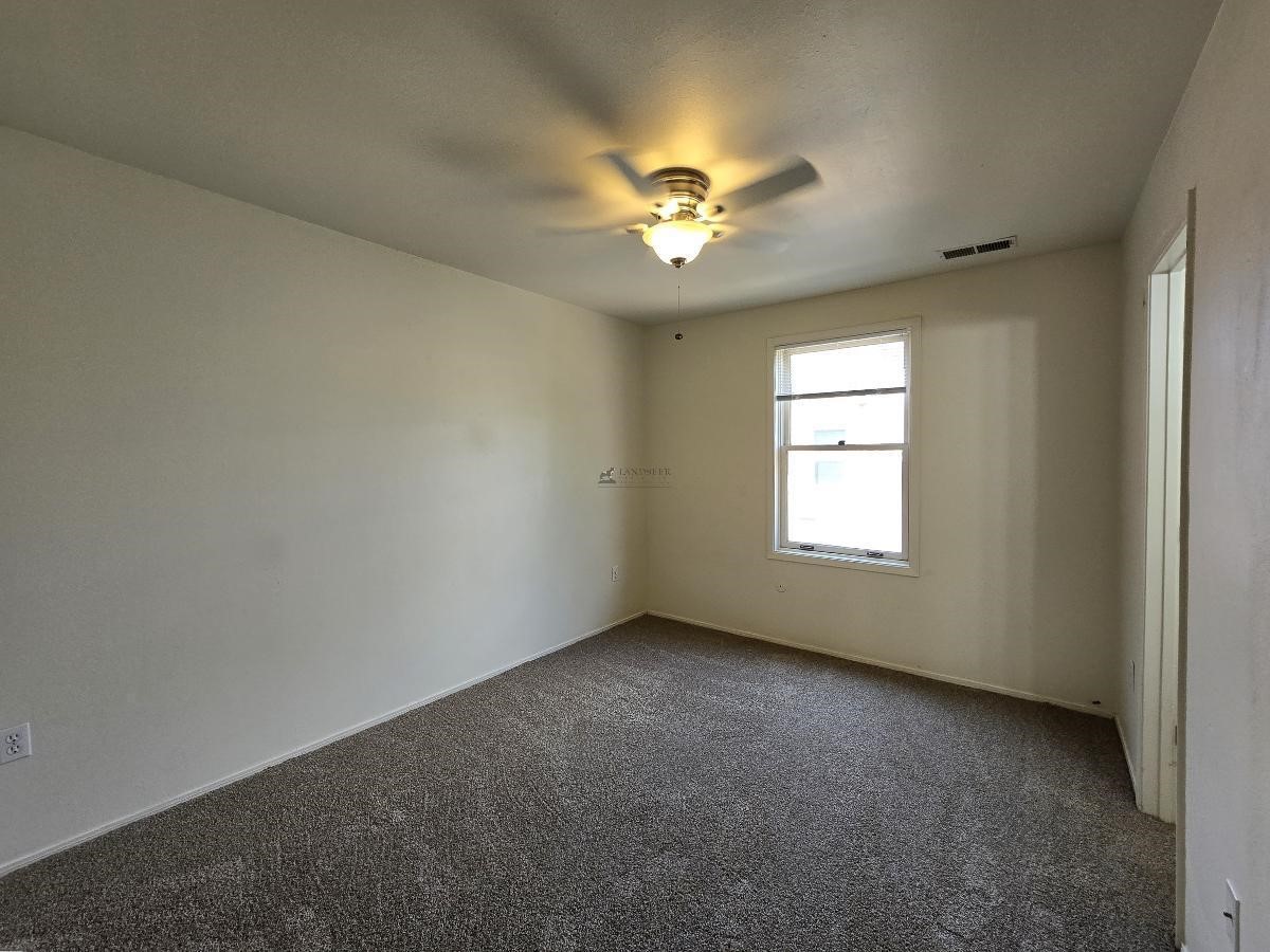 1700-1702 Calle de Oriente Norte