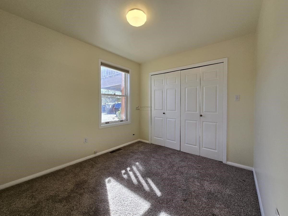 1700-1702 Calle de Oriente Norte