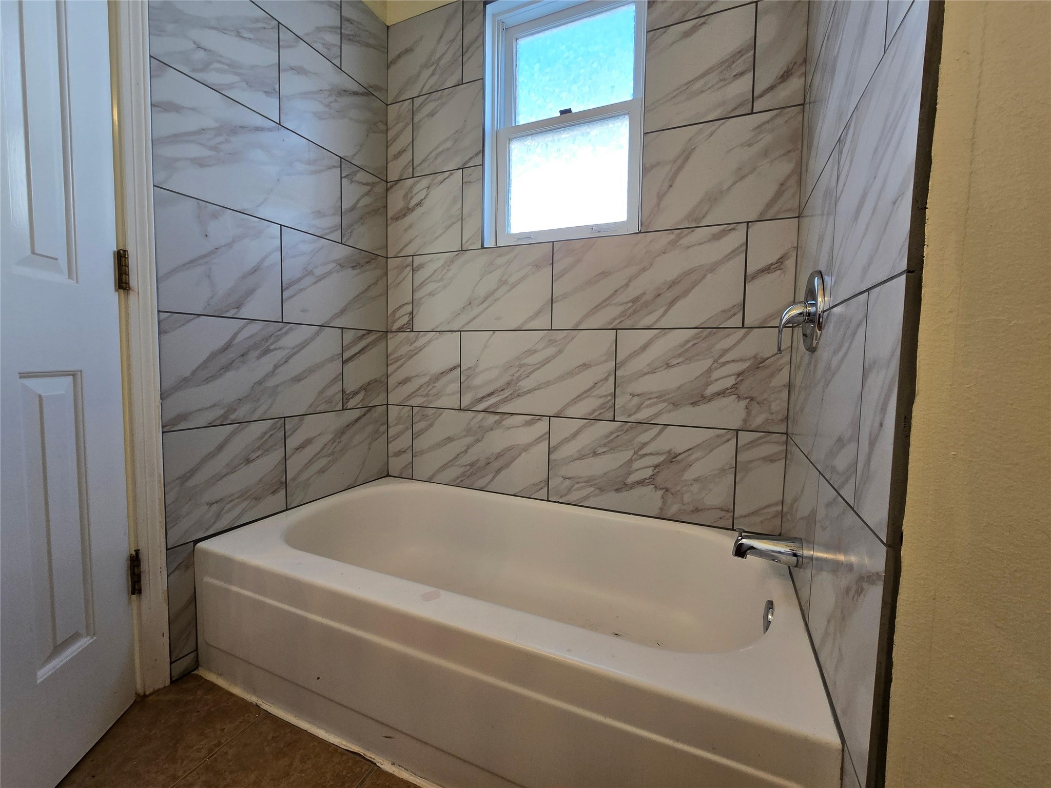 1700-1702 Calle de Oriente Norte