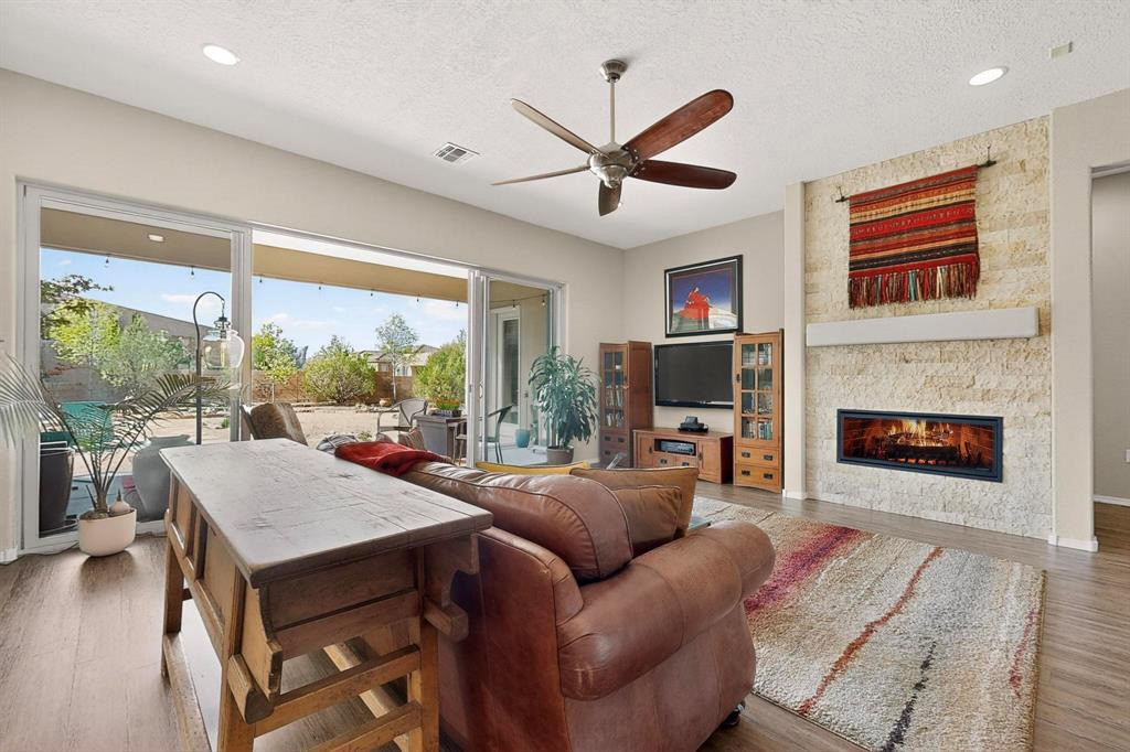 4141 Arboles Bonitos