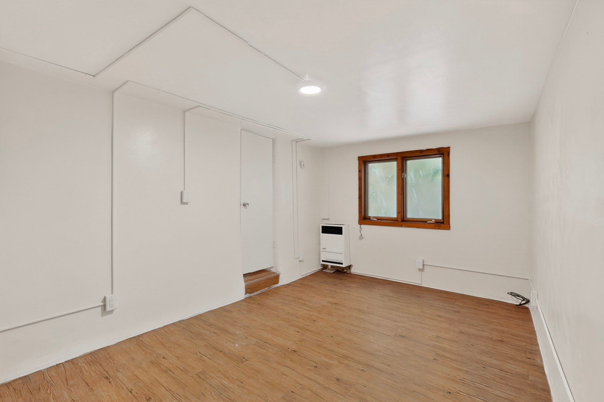 136 & 138 E Santa Fe Avenue