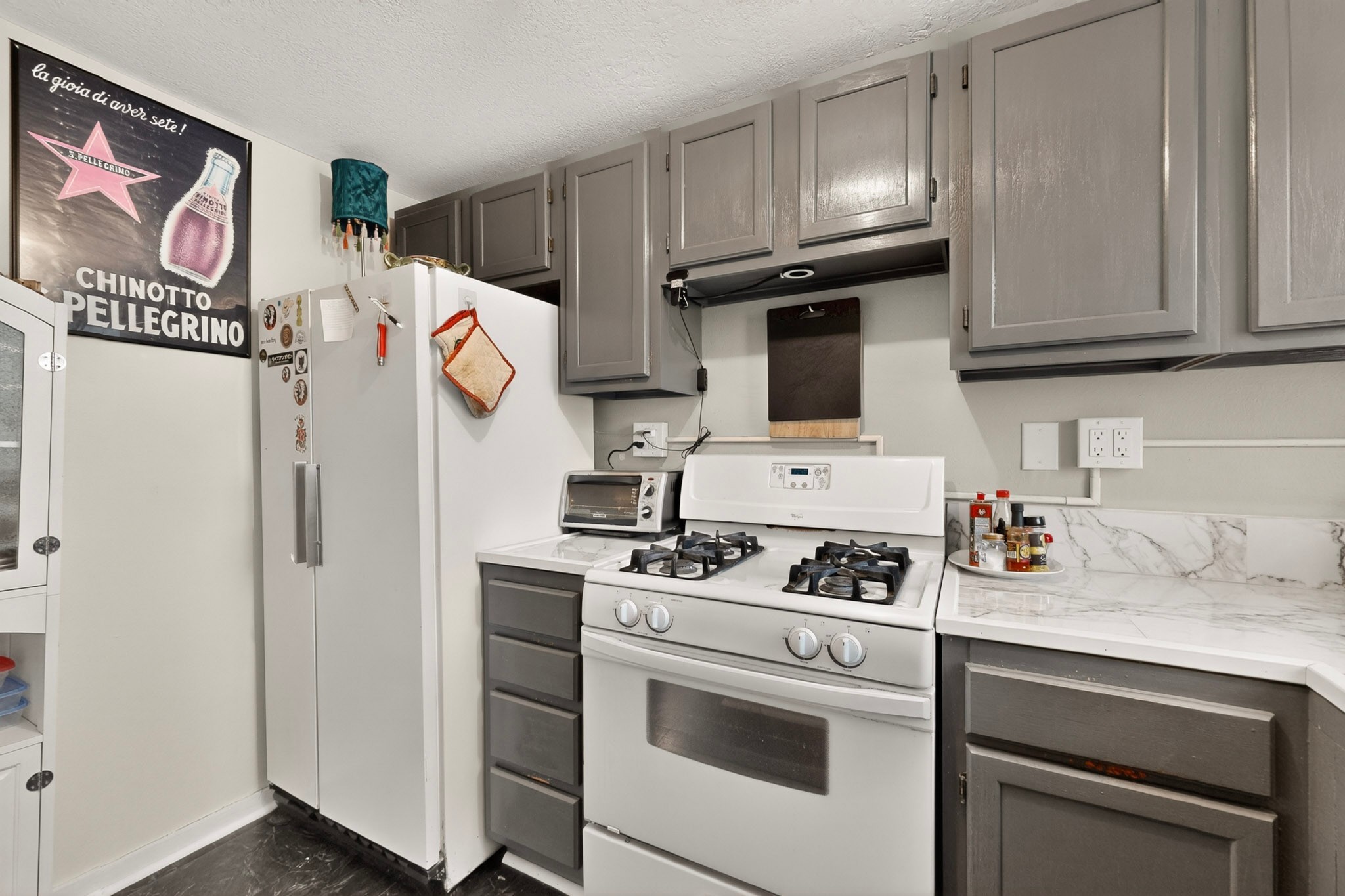136 & 138 E Santa Fe Avenue