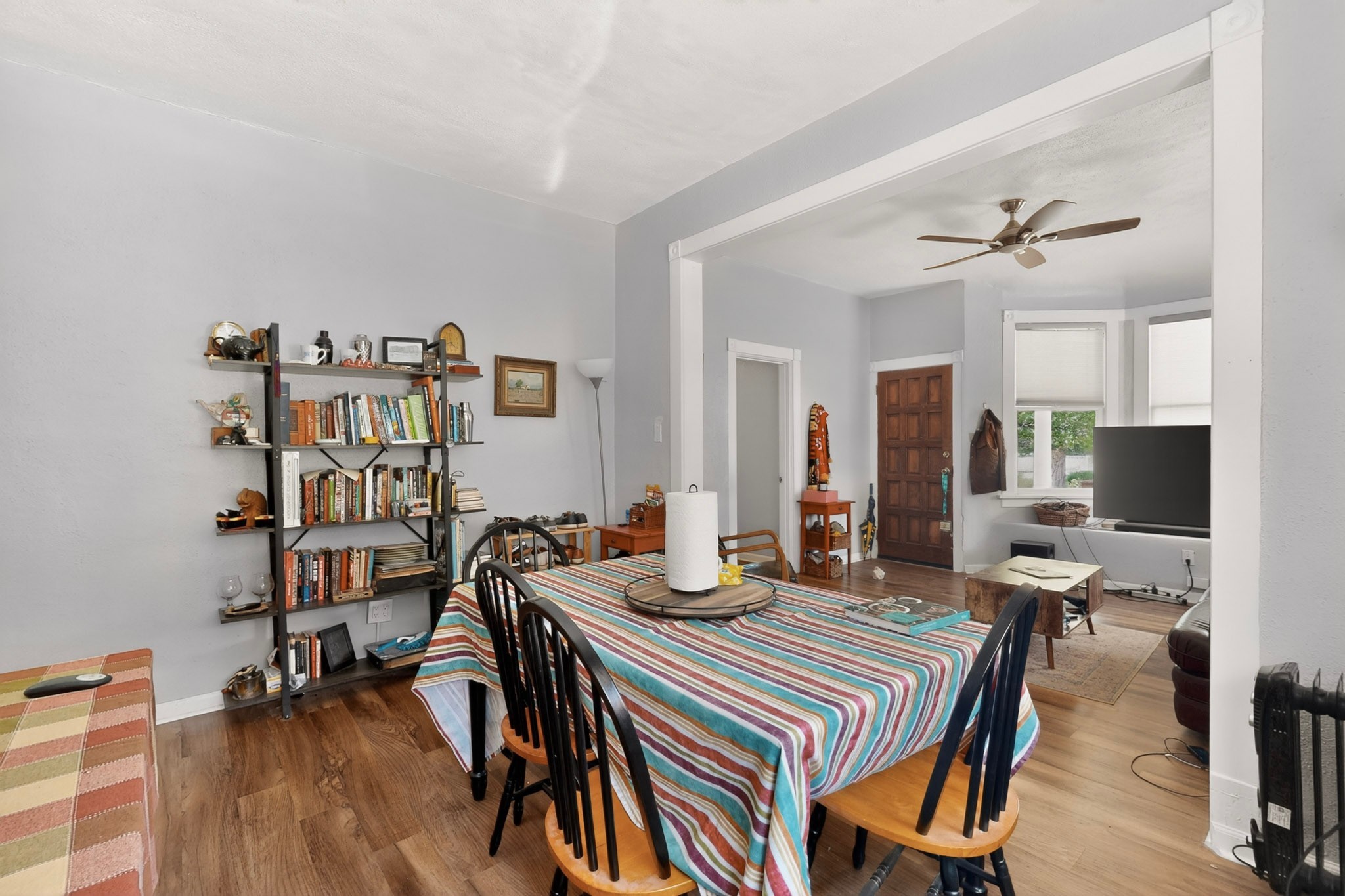 136 & 138 E Santa Fe Avenue