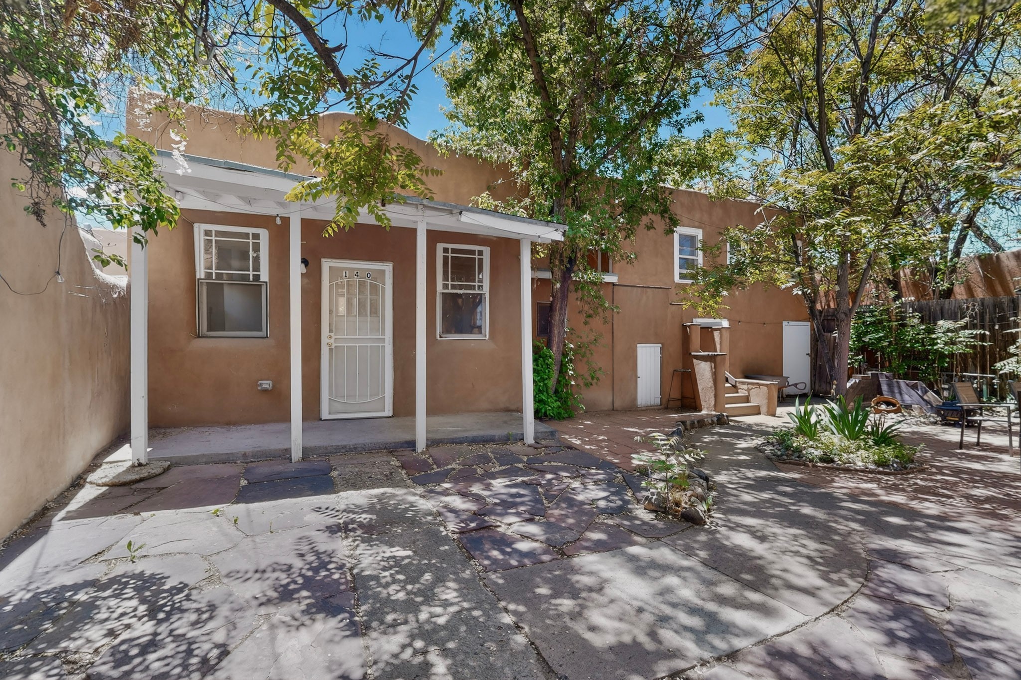 136 & 138 E Santa Fe Avenue