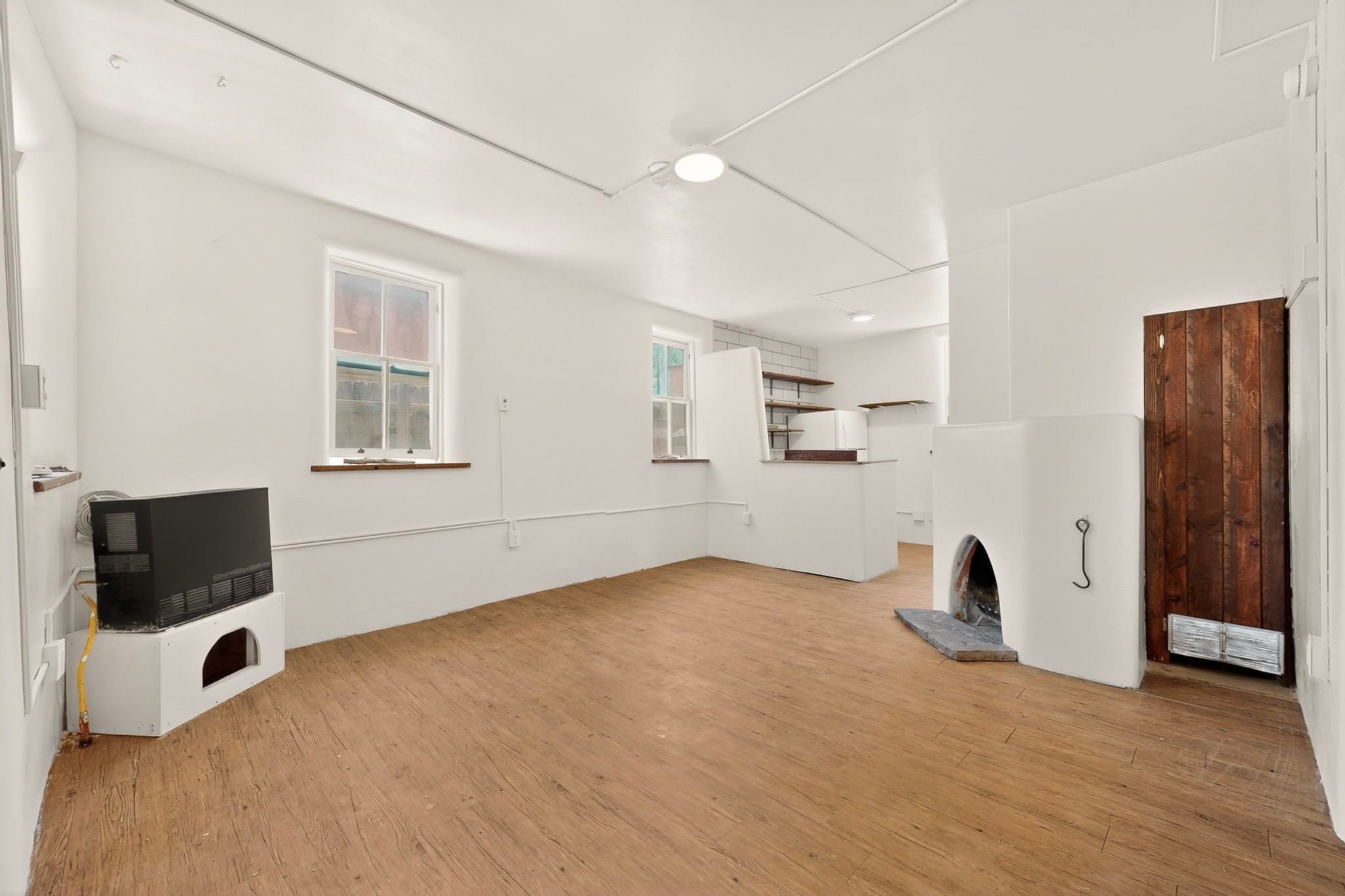136 & 138 E Santa Fe Avenue