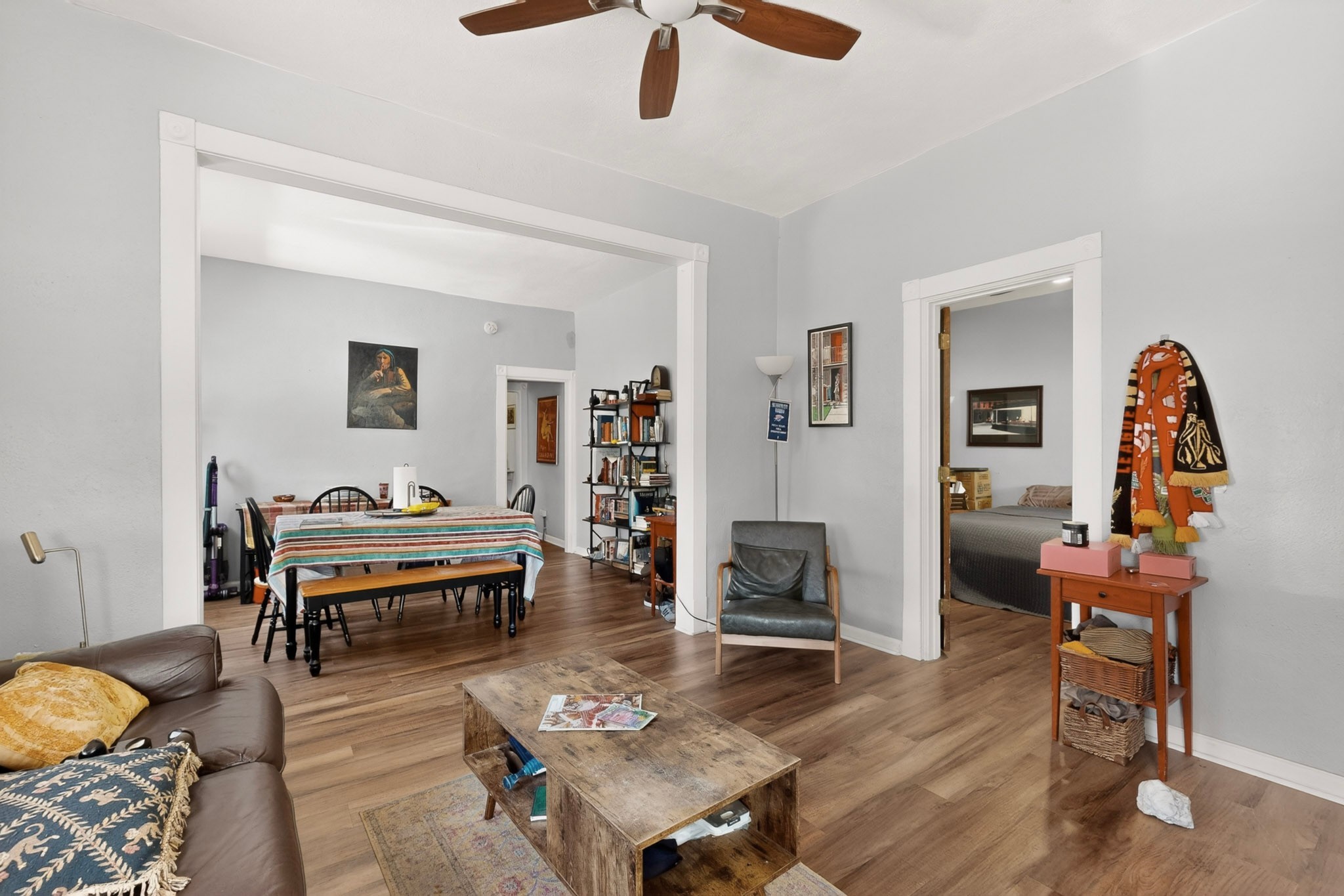 138 E Santa Fe Avenue