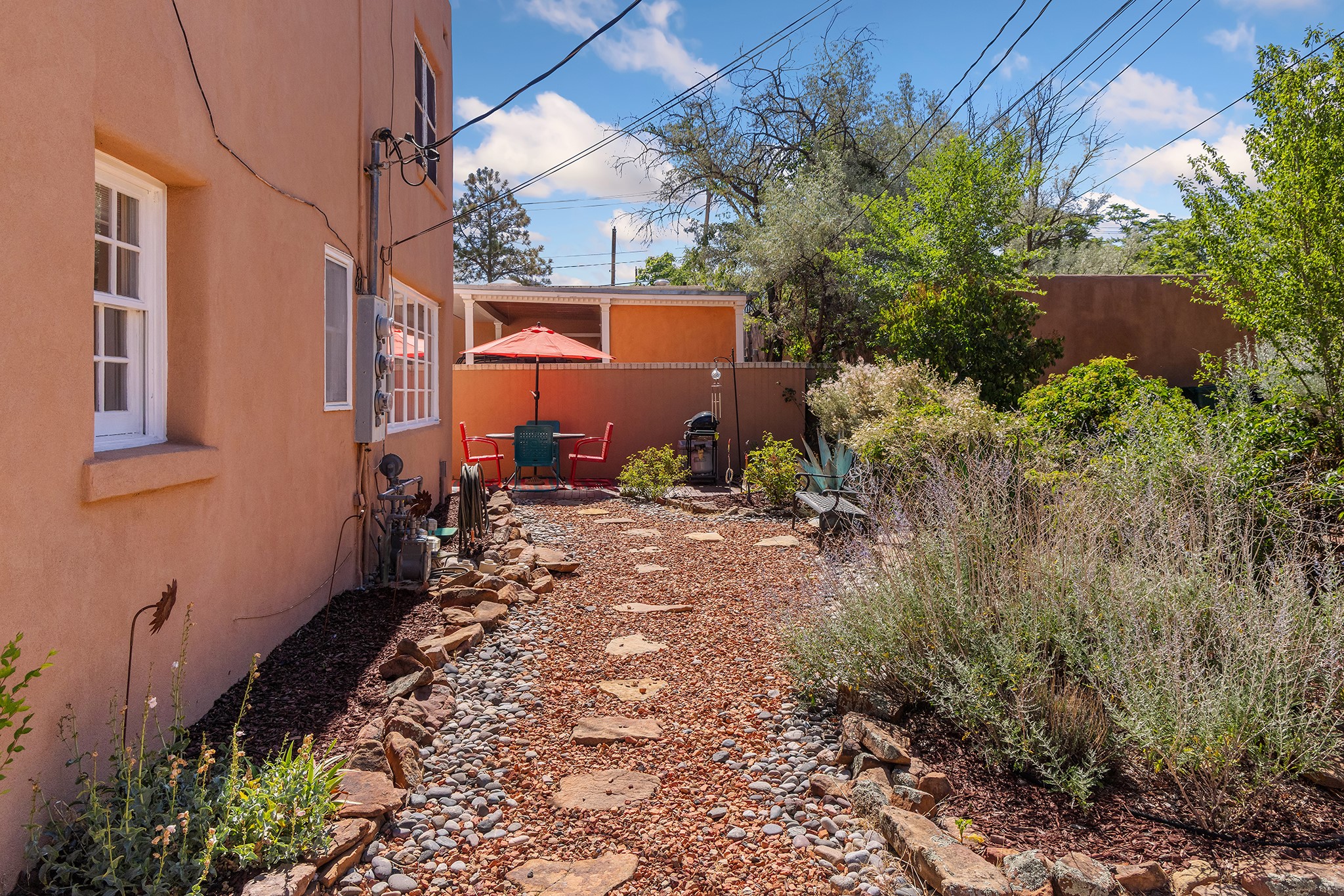 208 Delgado Street 3