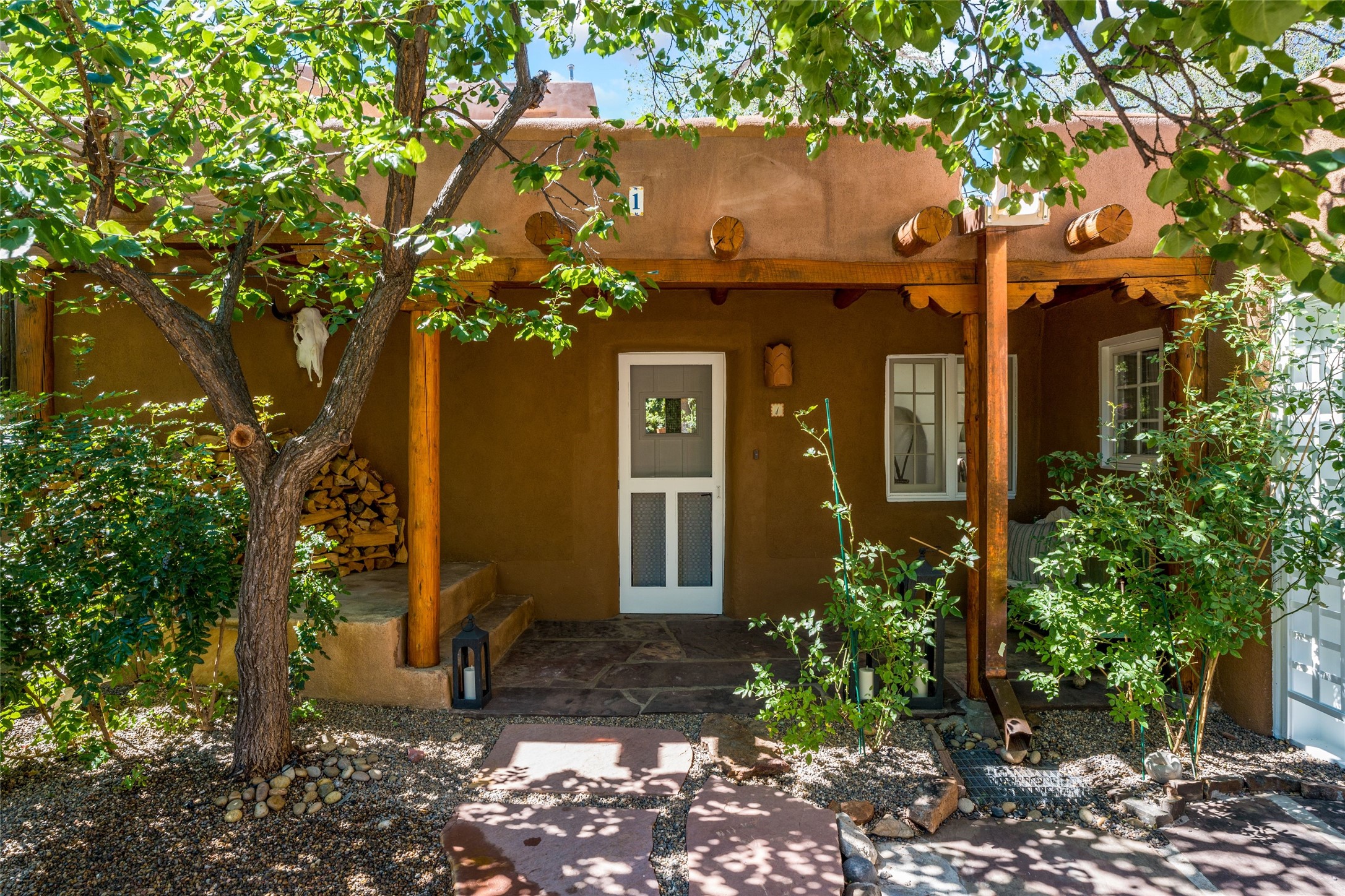 322 Magdalena Road 1