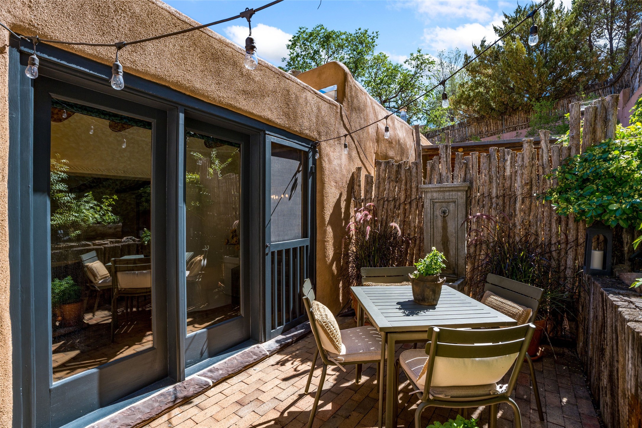 322 Magdalena Road 1