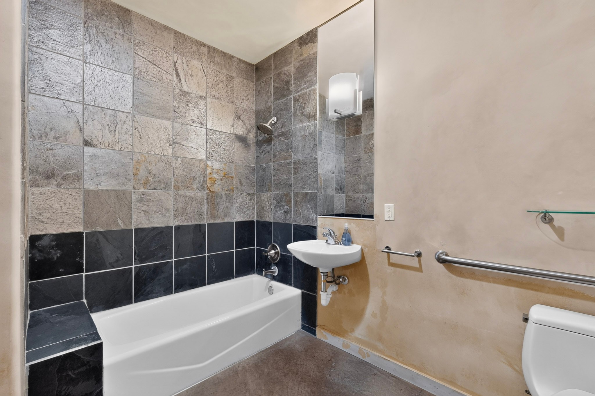 1012 Marquez Place 307A