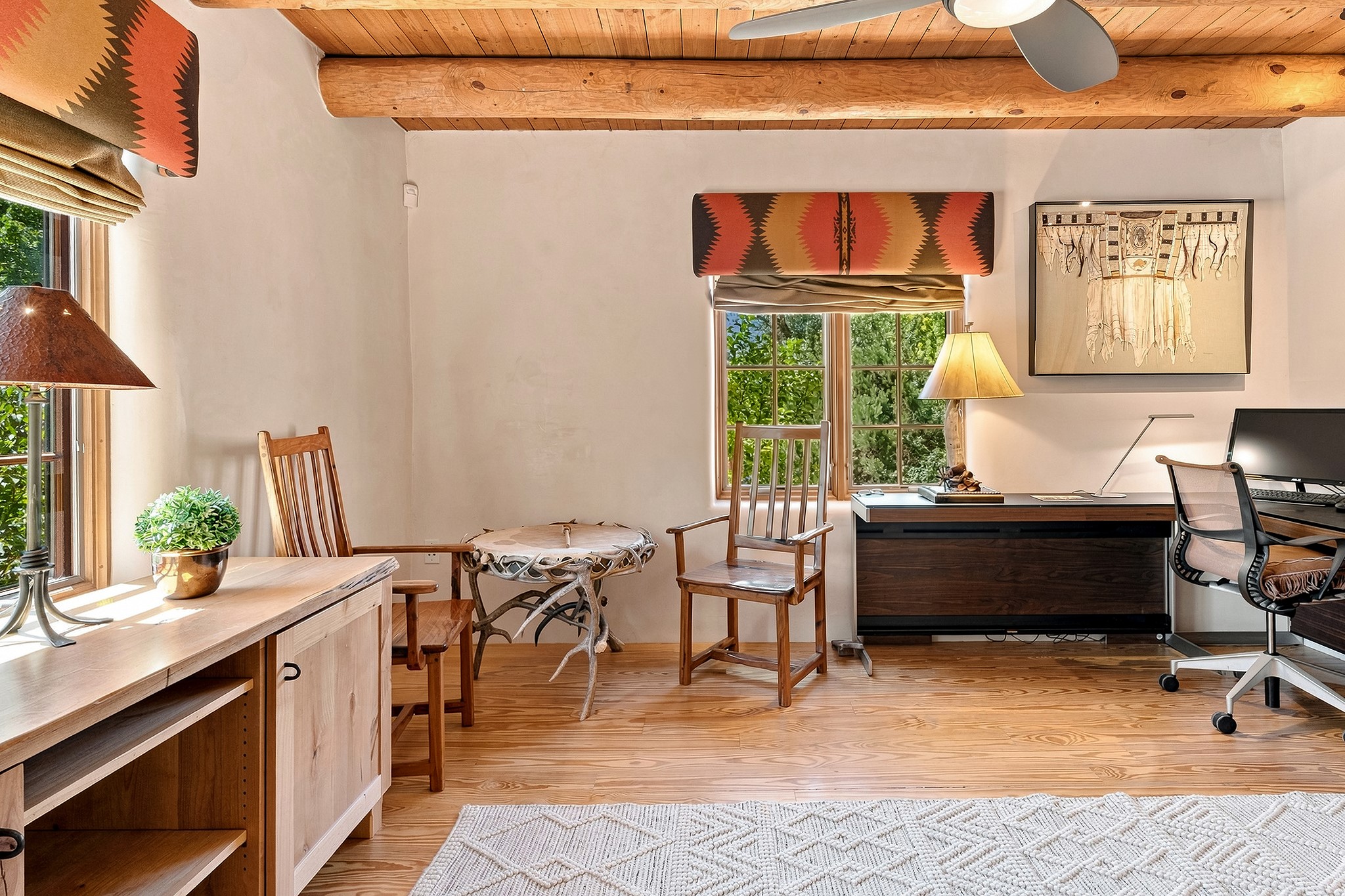 414 Acequia Madre