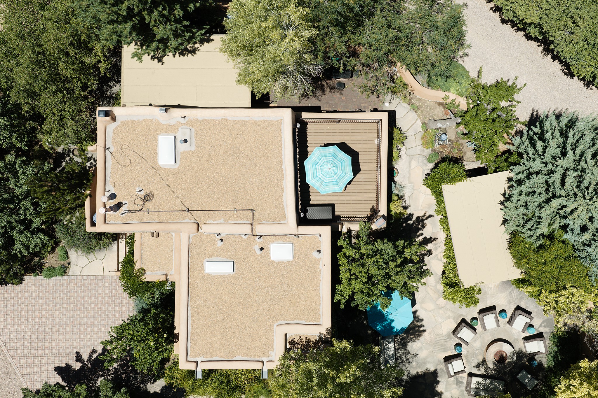 414 Acequia Madre