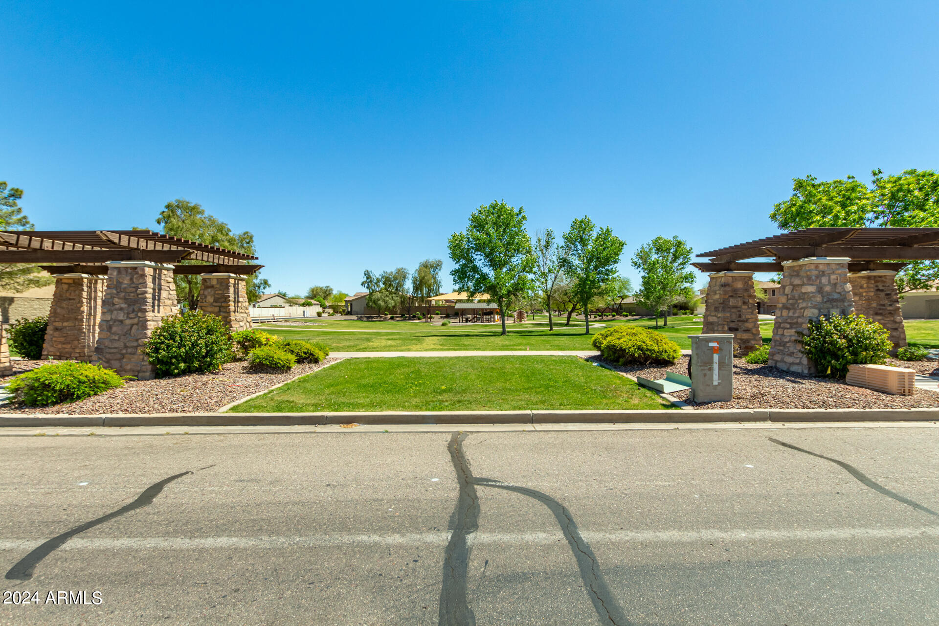 18699 N VENTANA Lane