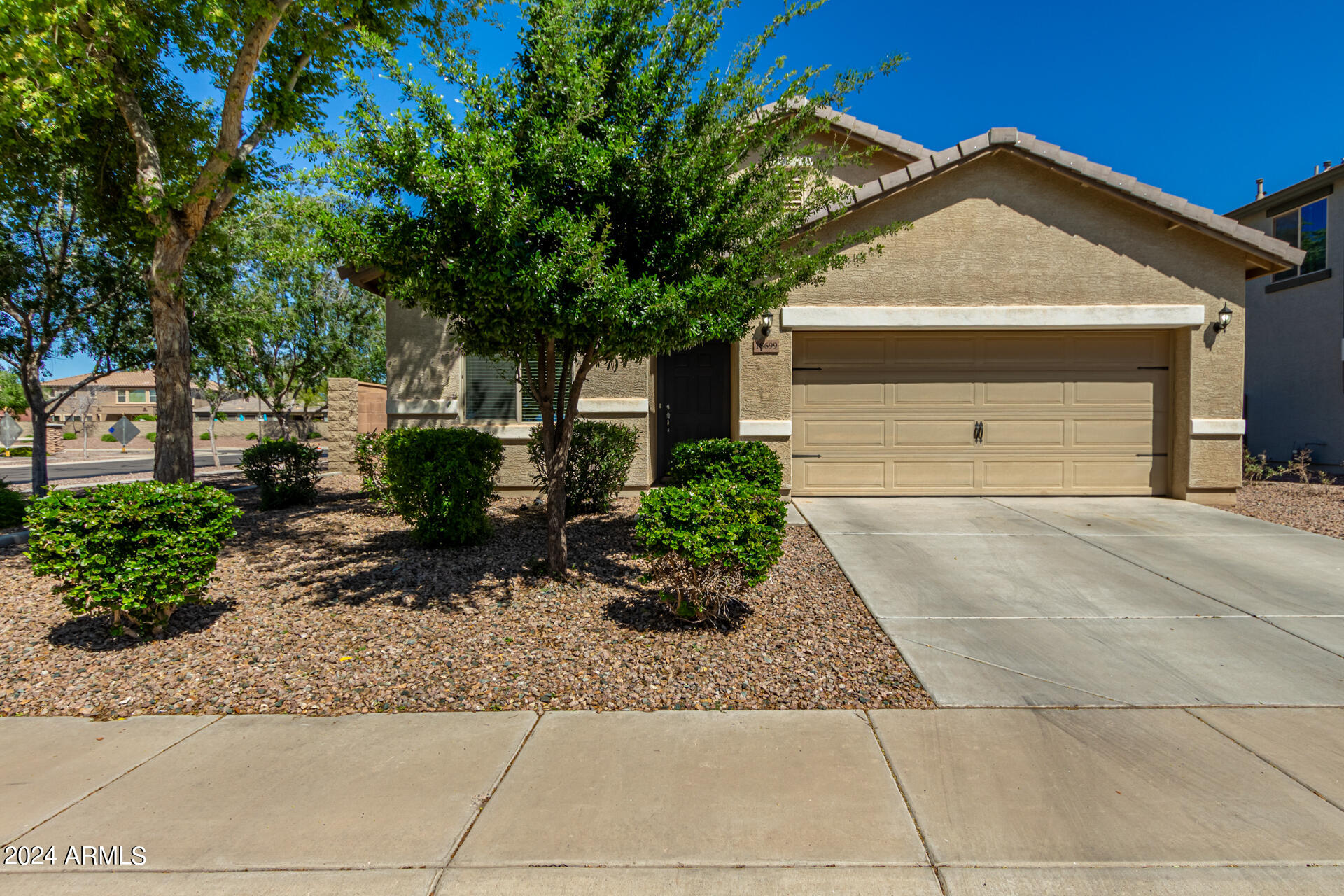 18699 N VENTANA Lane