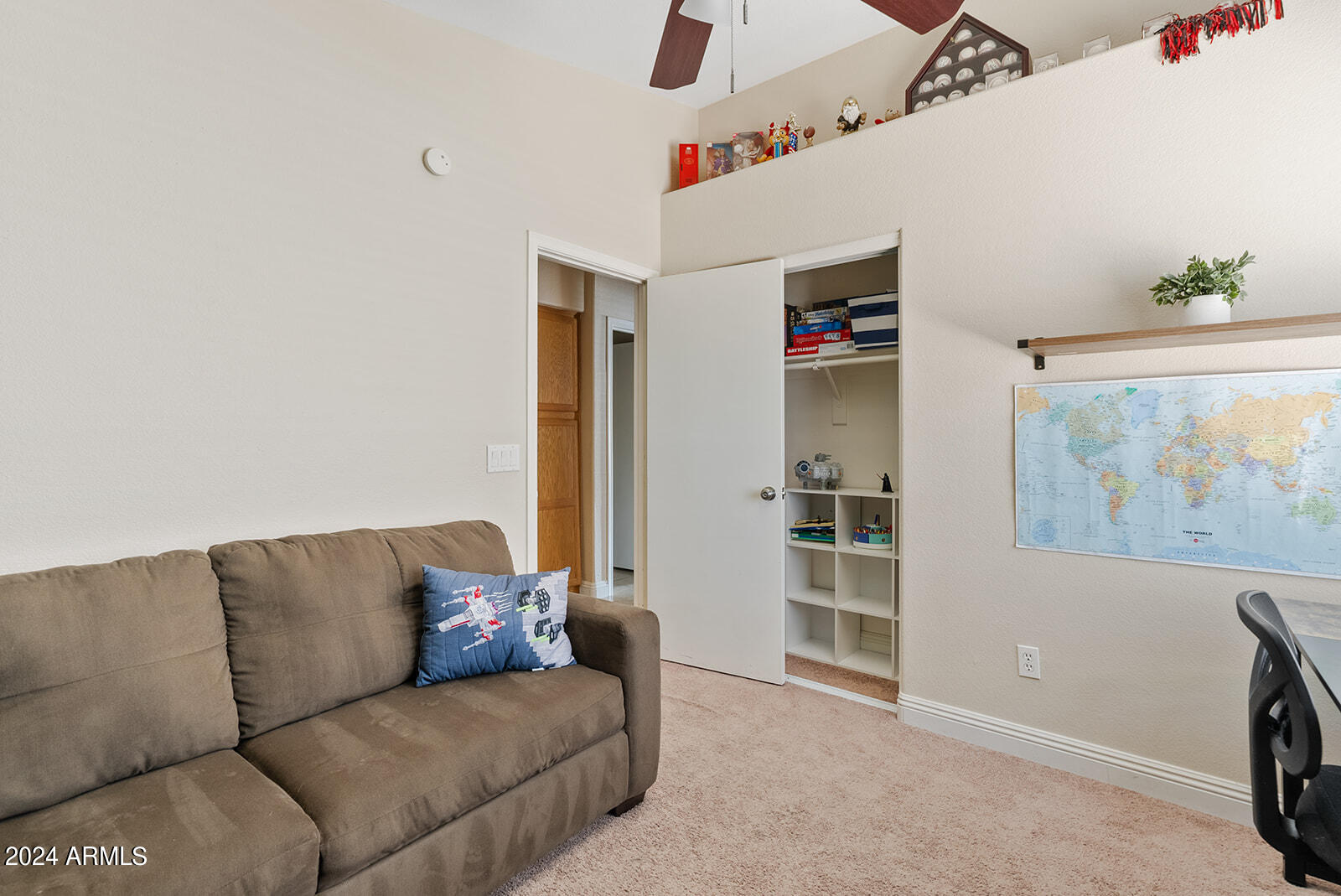 7263 E MEDINA Avenue