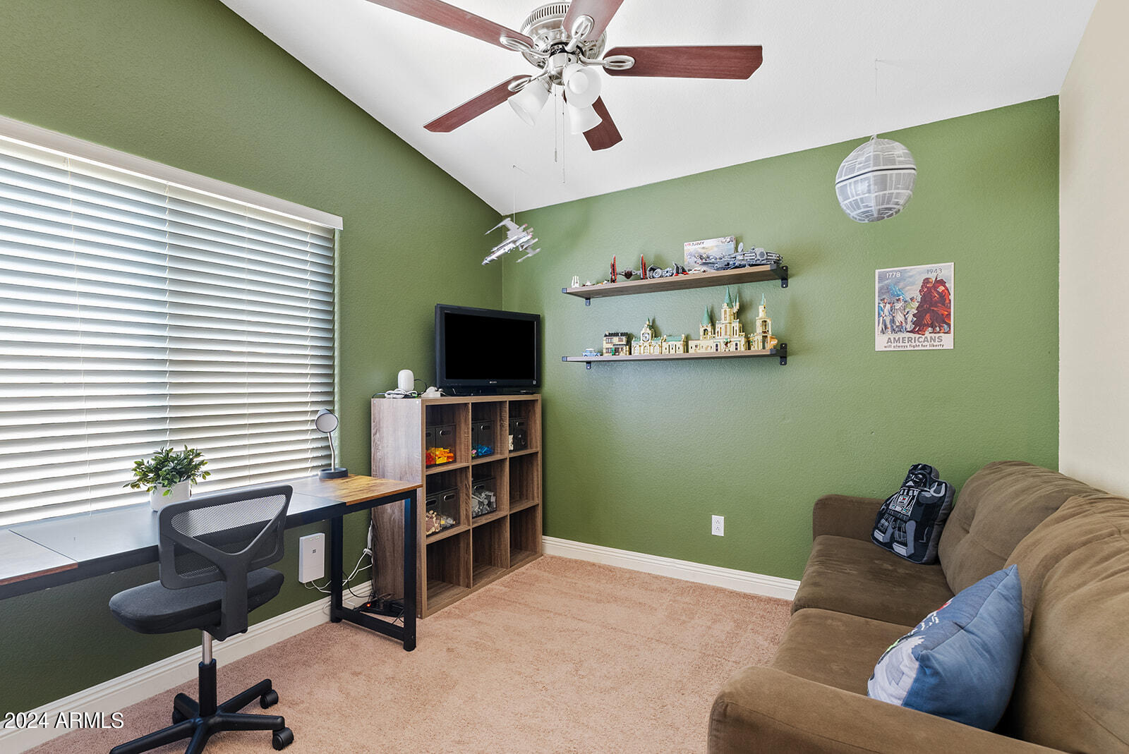 7263 E MEDINA Avenue