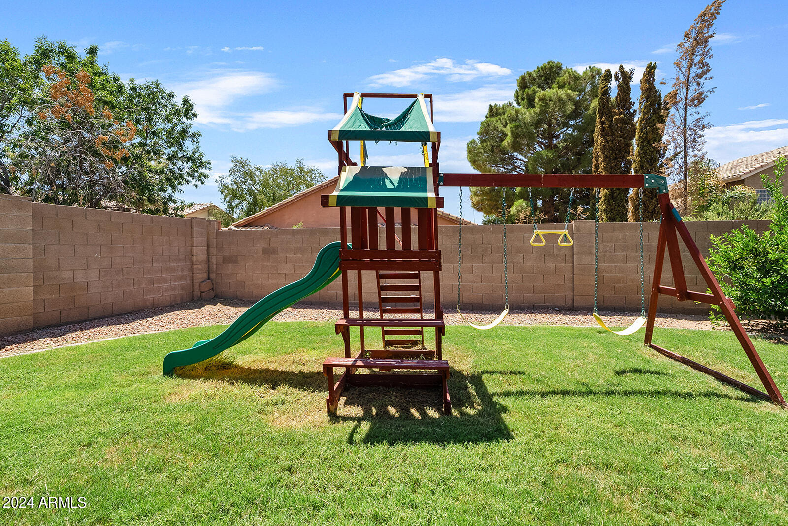 7263 E MEDINA Avenue