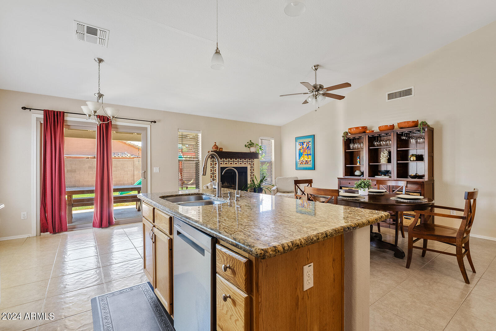 7263 E MEDINA Avenue