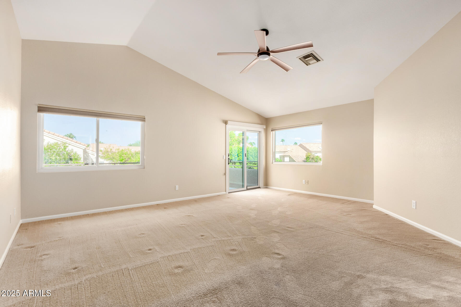 3346 E TANGLEWOOD Drive