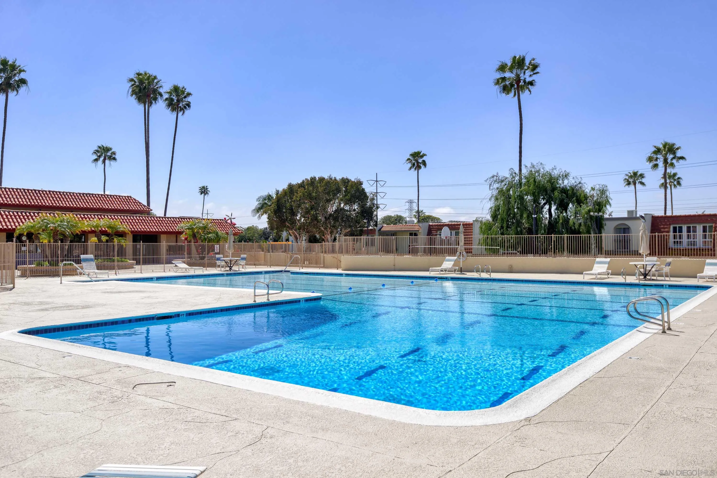 5389 Balboa Ave