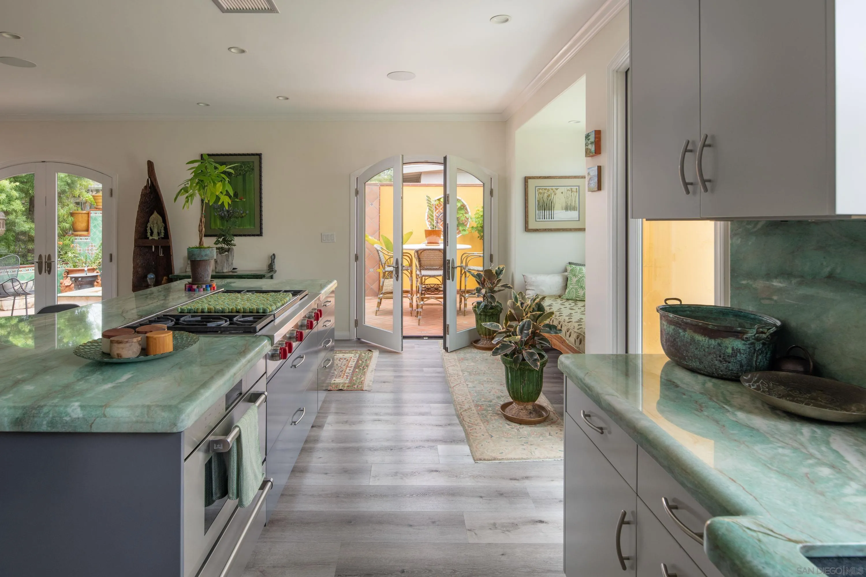 5549 La Jolla Hermosa Ave