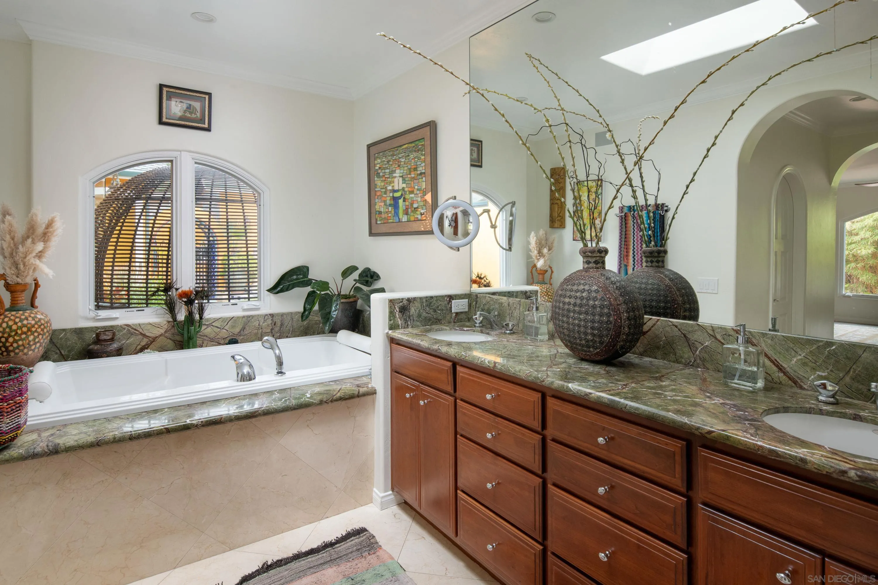 5549 La Jolla Hermosa Ave
