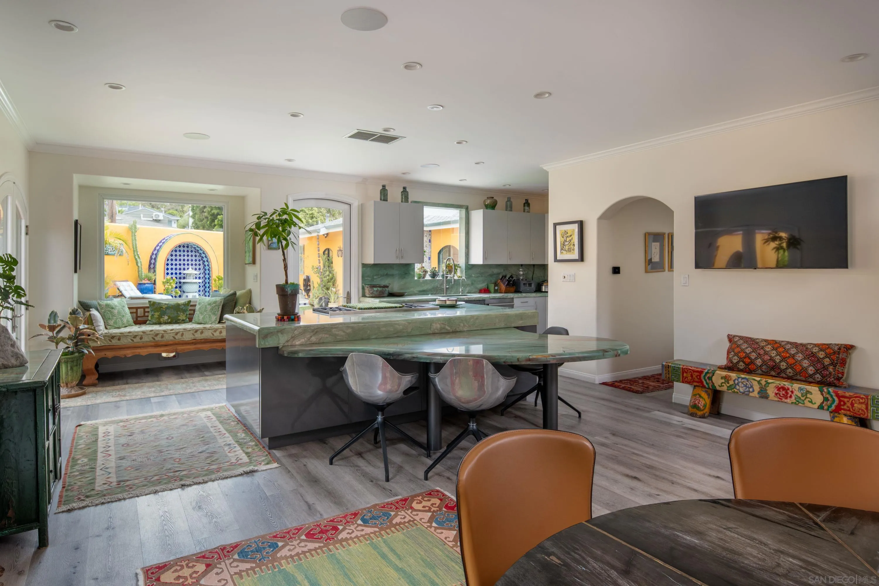 5549 La Jolla Hermosa Ave