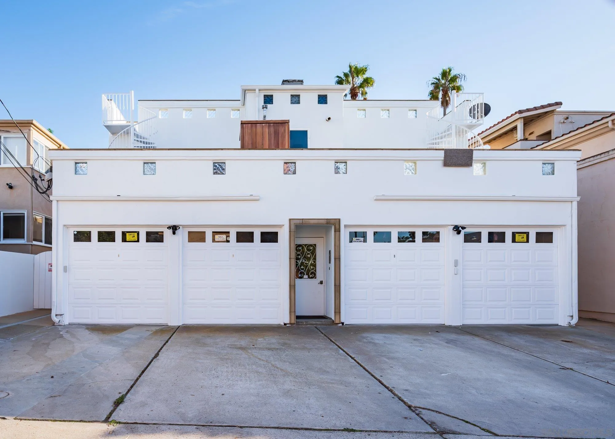 320 Palomar Ave