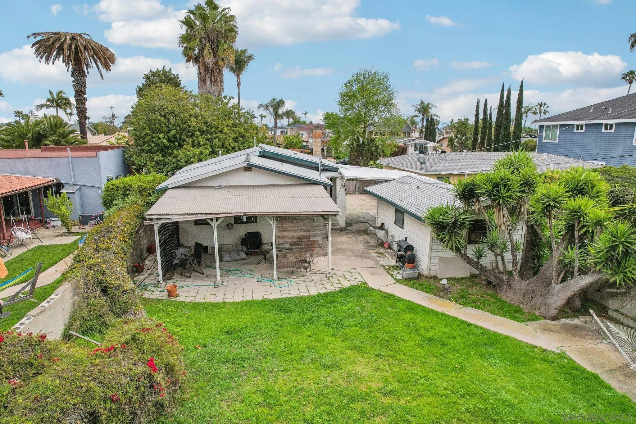 4842 Hawley Blvd