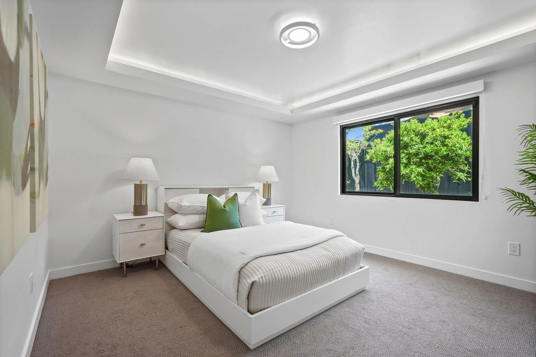 6645 Avenida Andorra