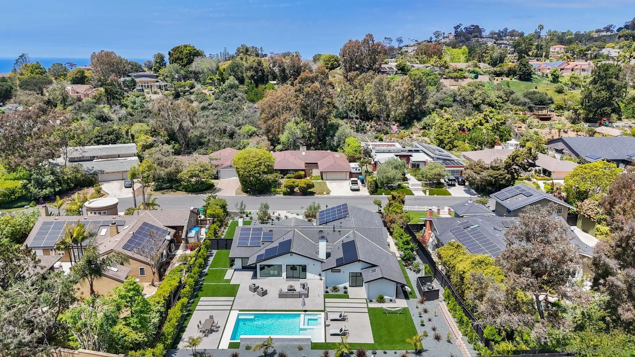 6645 Avenida Andorra