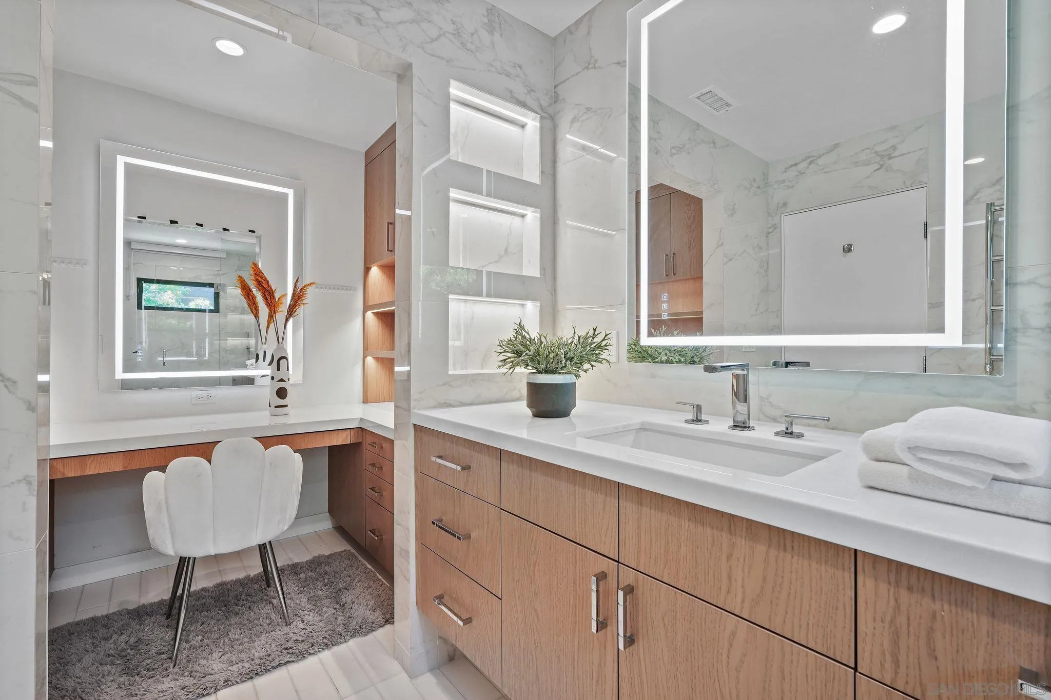 6645 Avenida Andorra