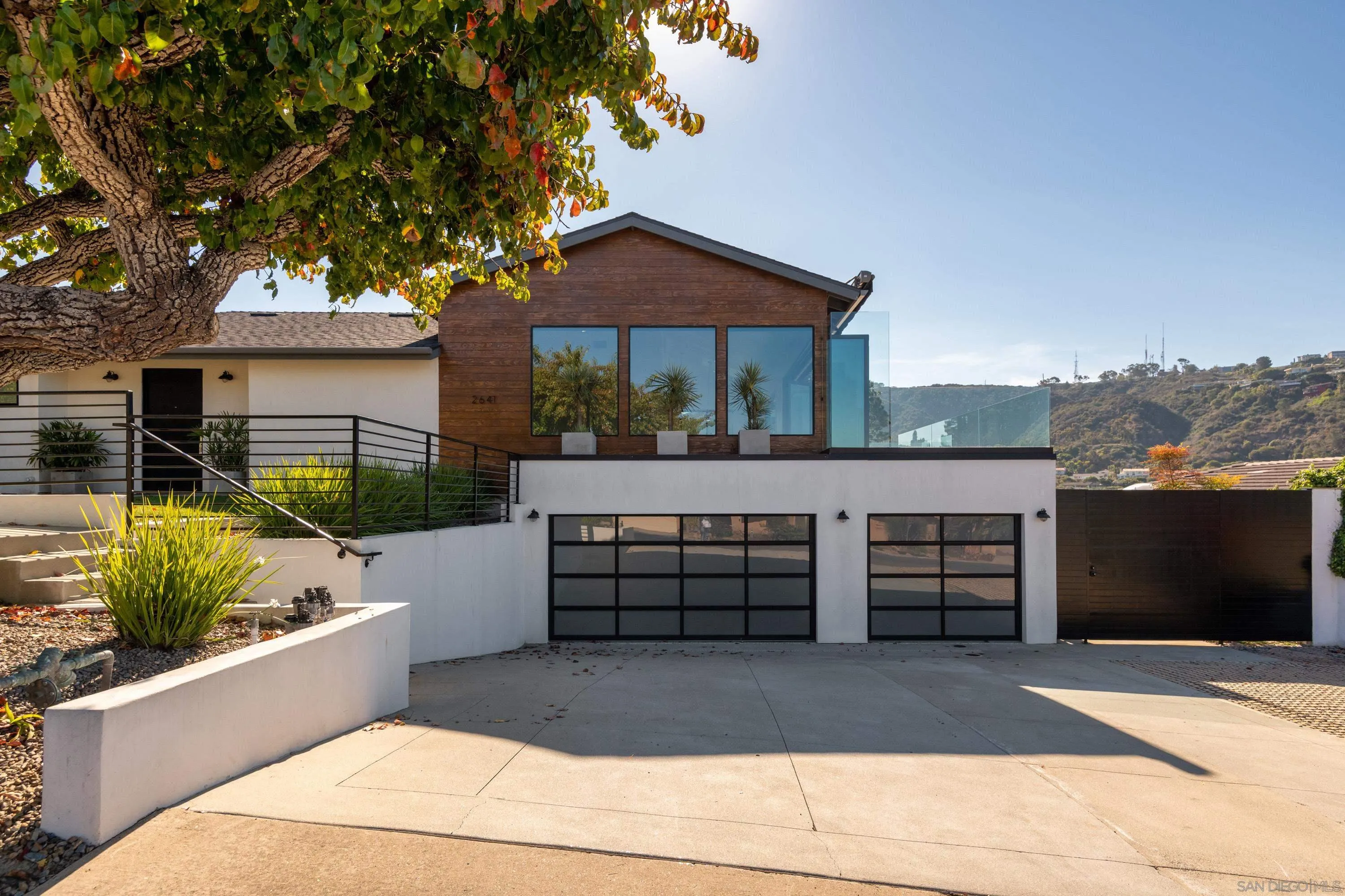 2641 Costebelle Dr