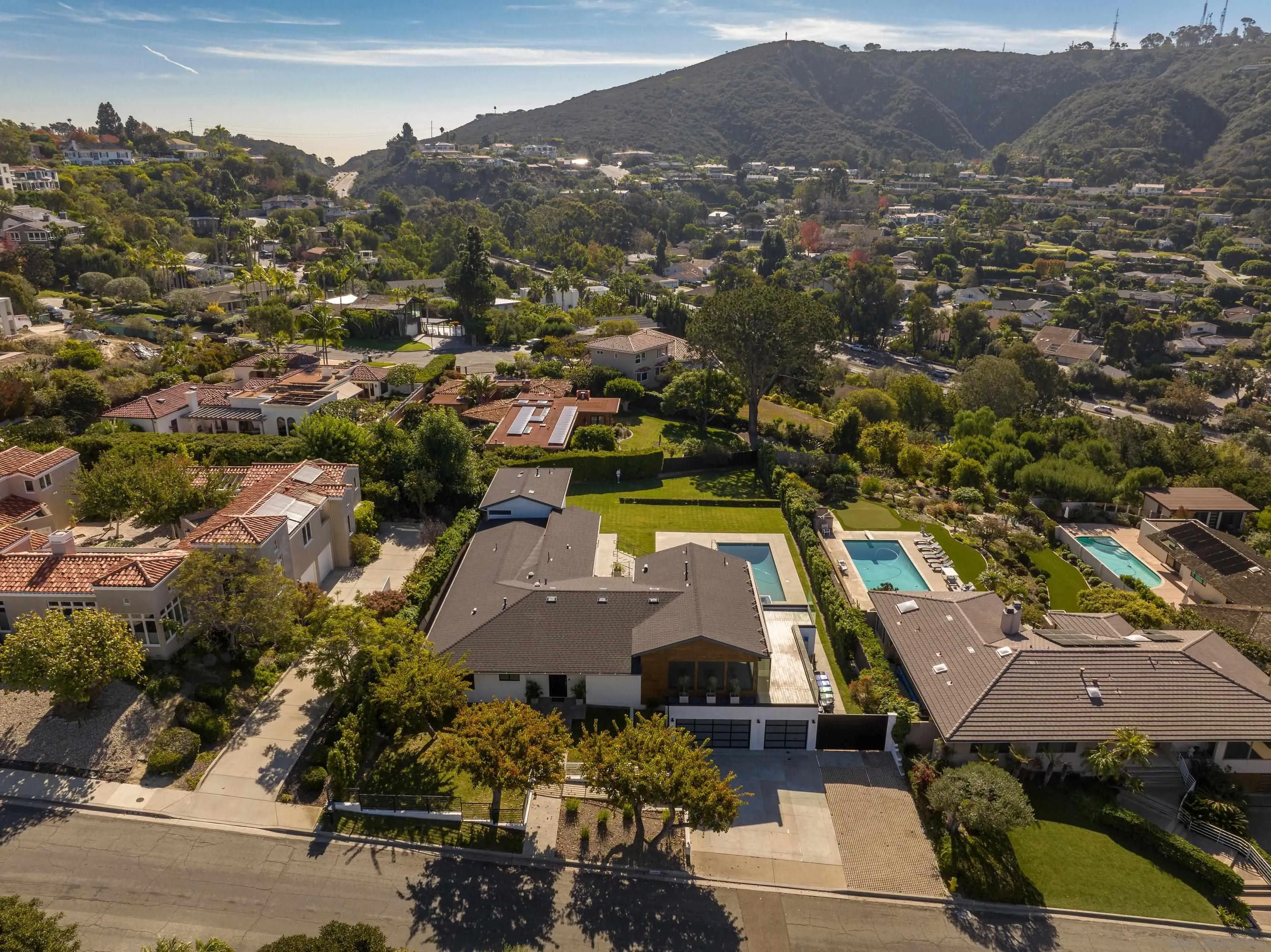 2641 Costebelle Dr