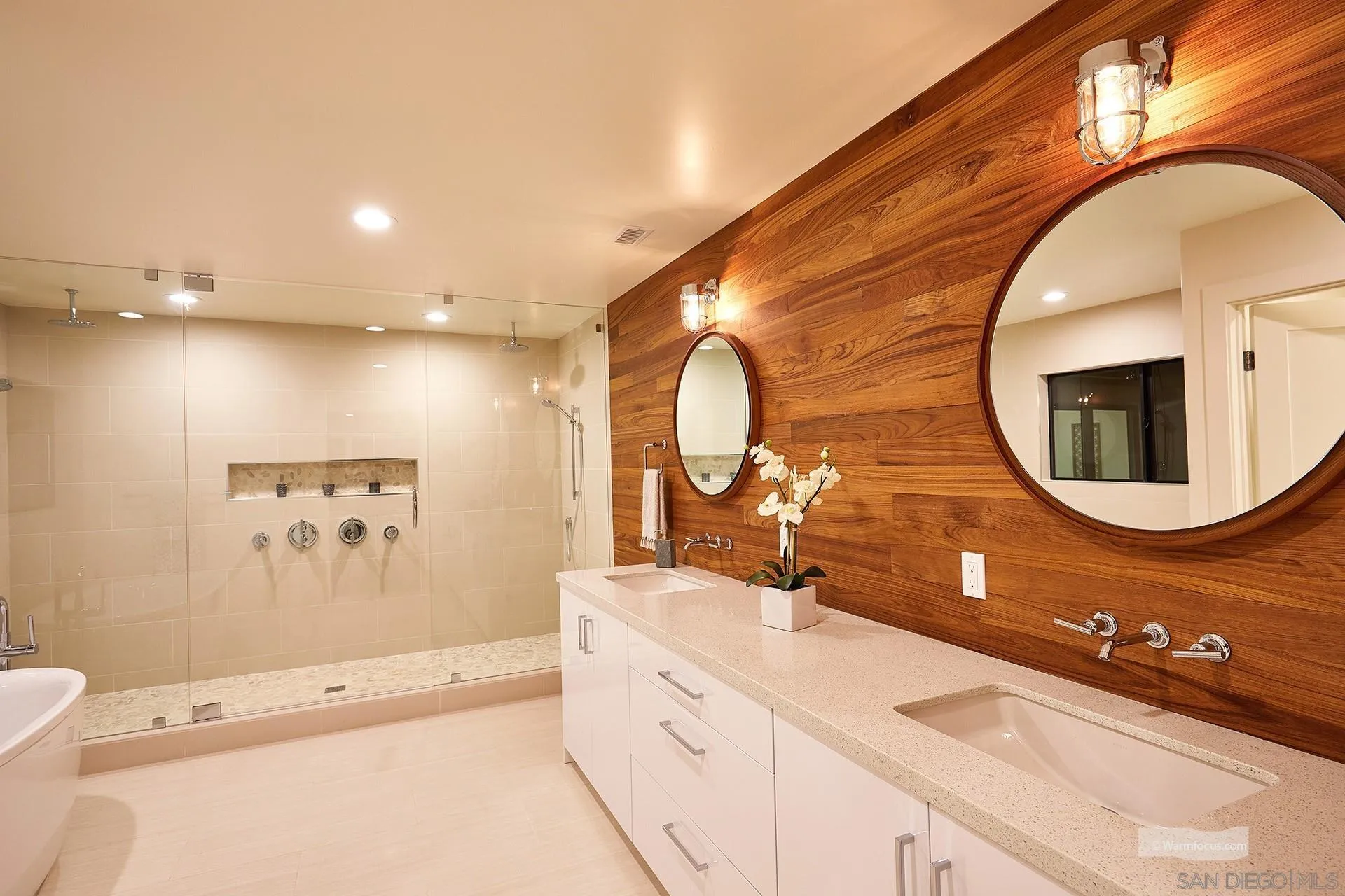 2641 Costebelle Dr