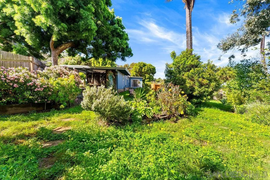 2820 Hidden Valley Road
