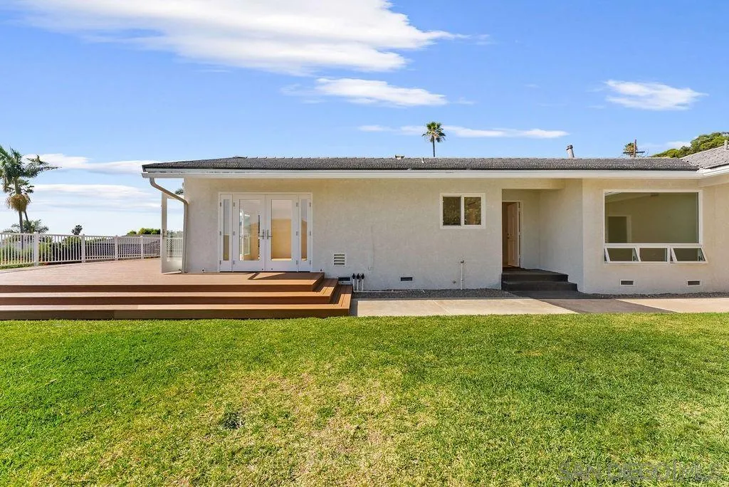 5622 Ladybird Lane