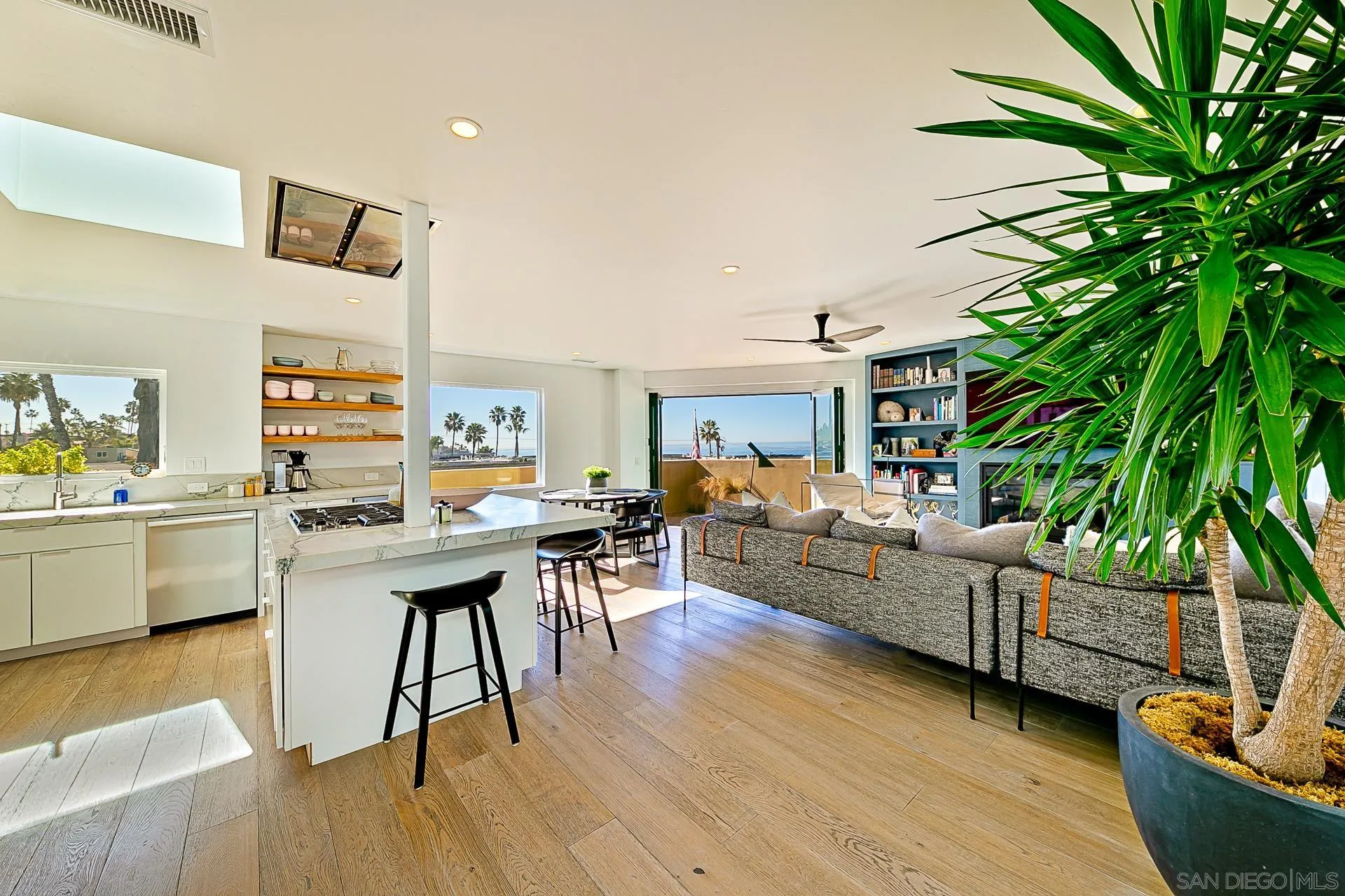 231 Bonair St.