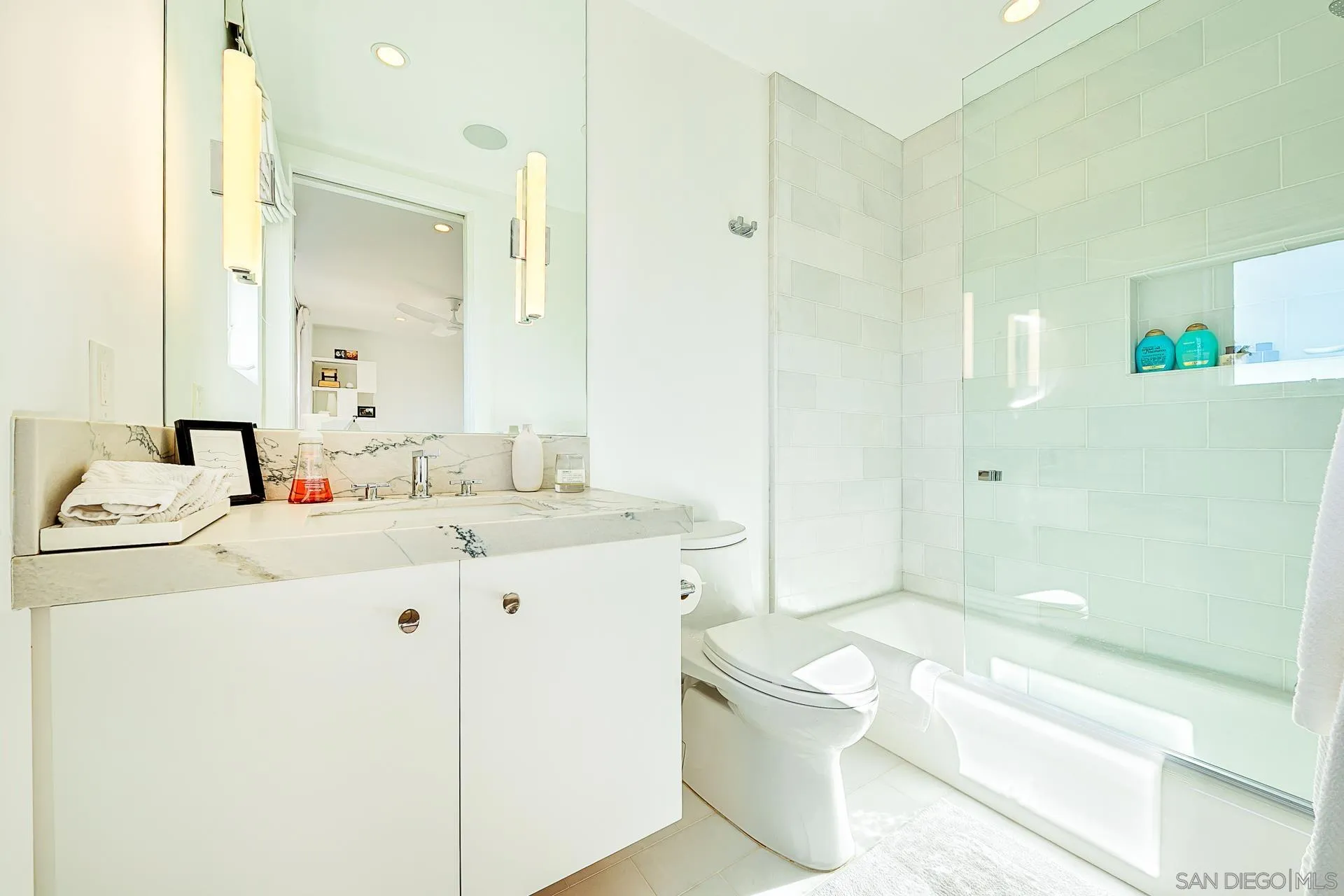 231 Bonair St.