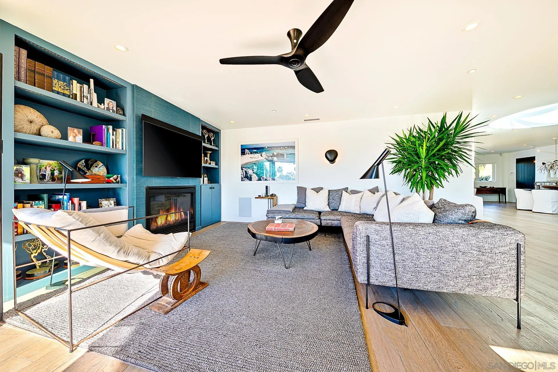 231 Bonair St.