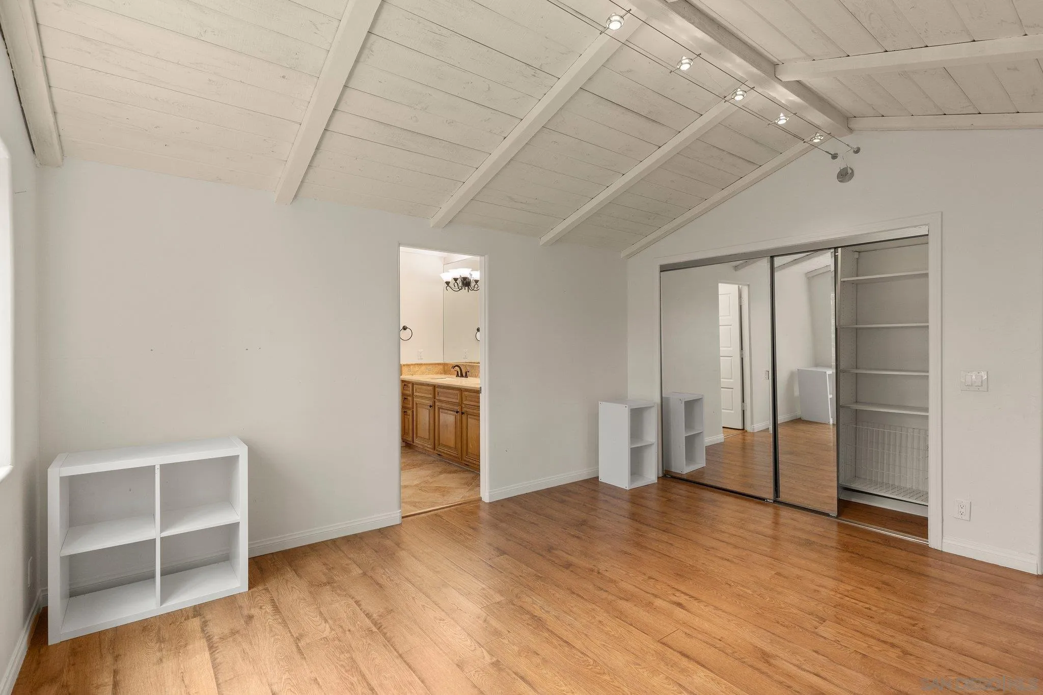9450 La Jolla Farms Road Unit: Lot