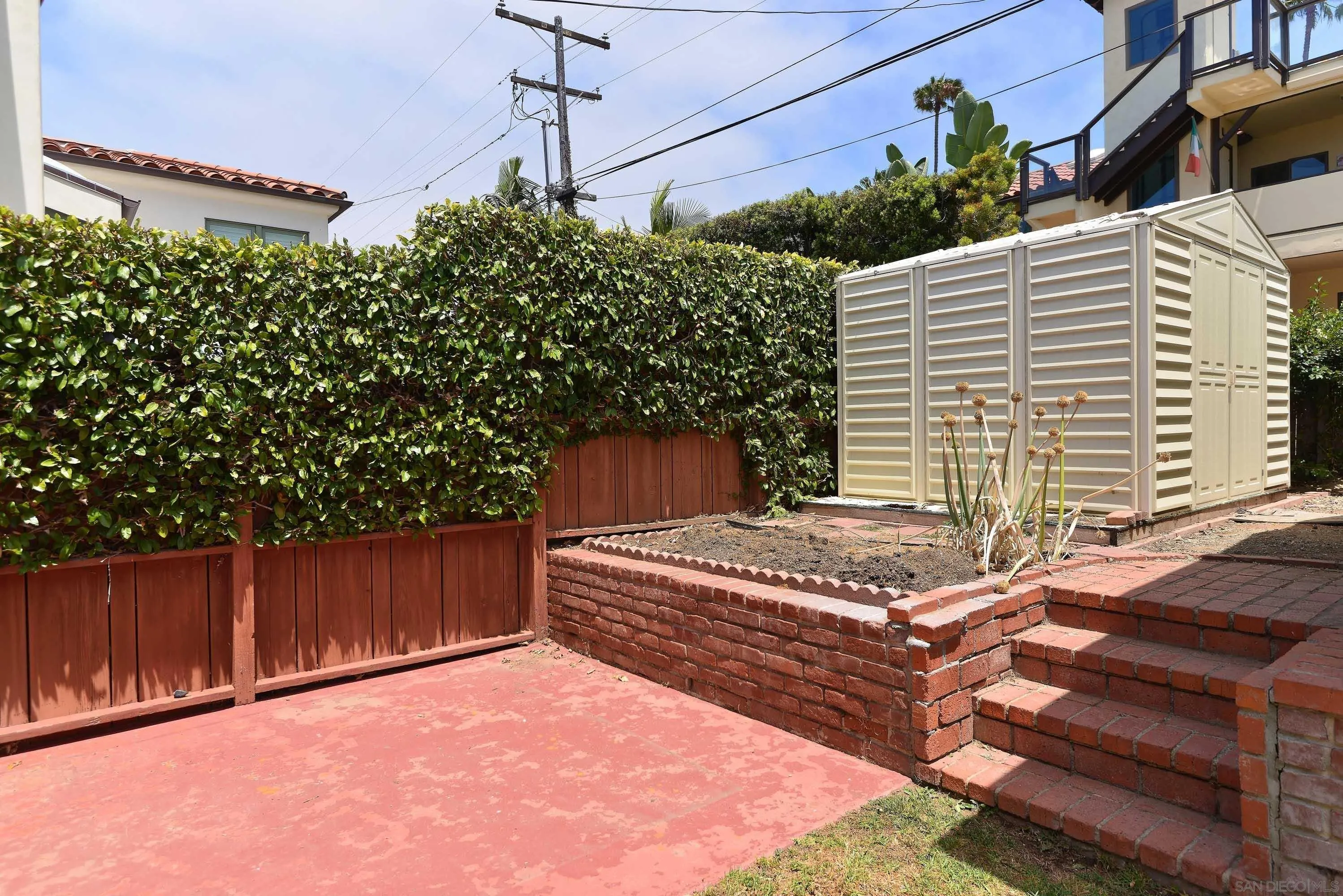 8405 Paseo Del Ocaso