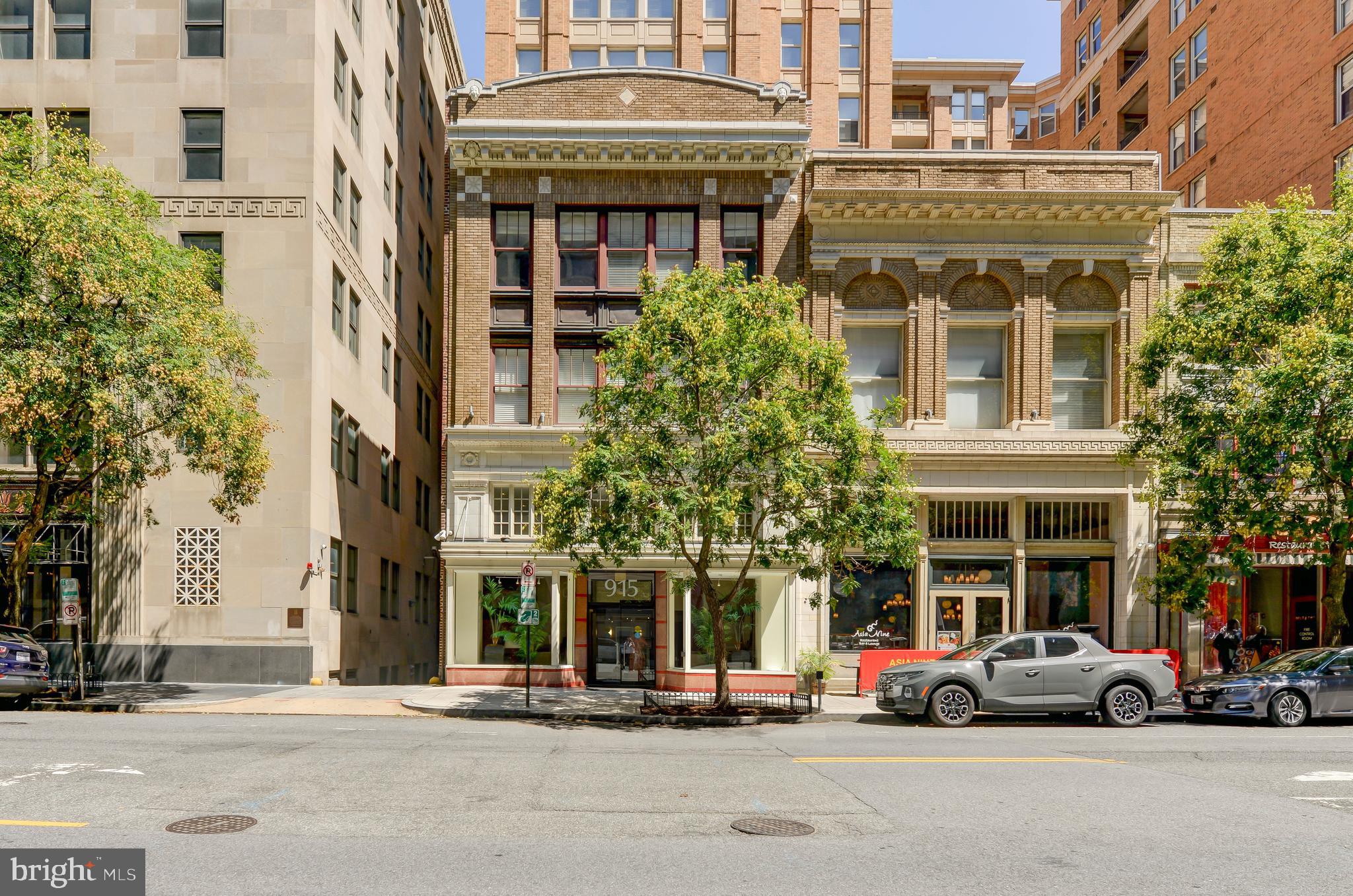 915 E STREET NW Unit: 905