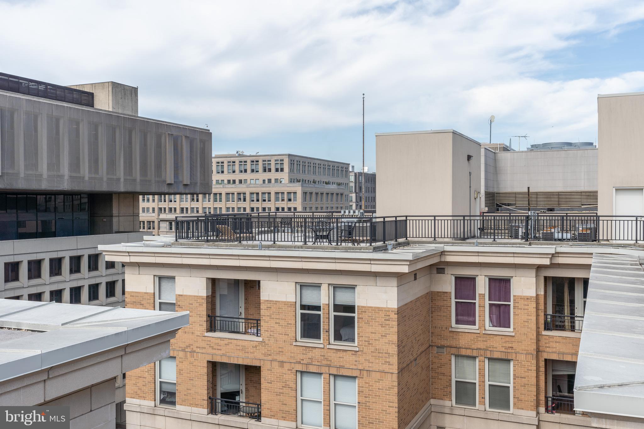 915 E STREET NW Unit: 905