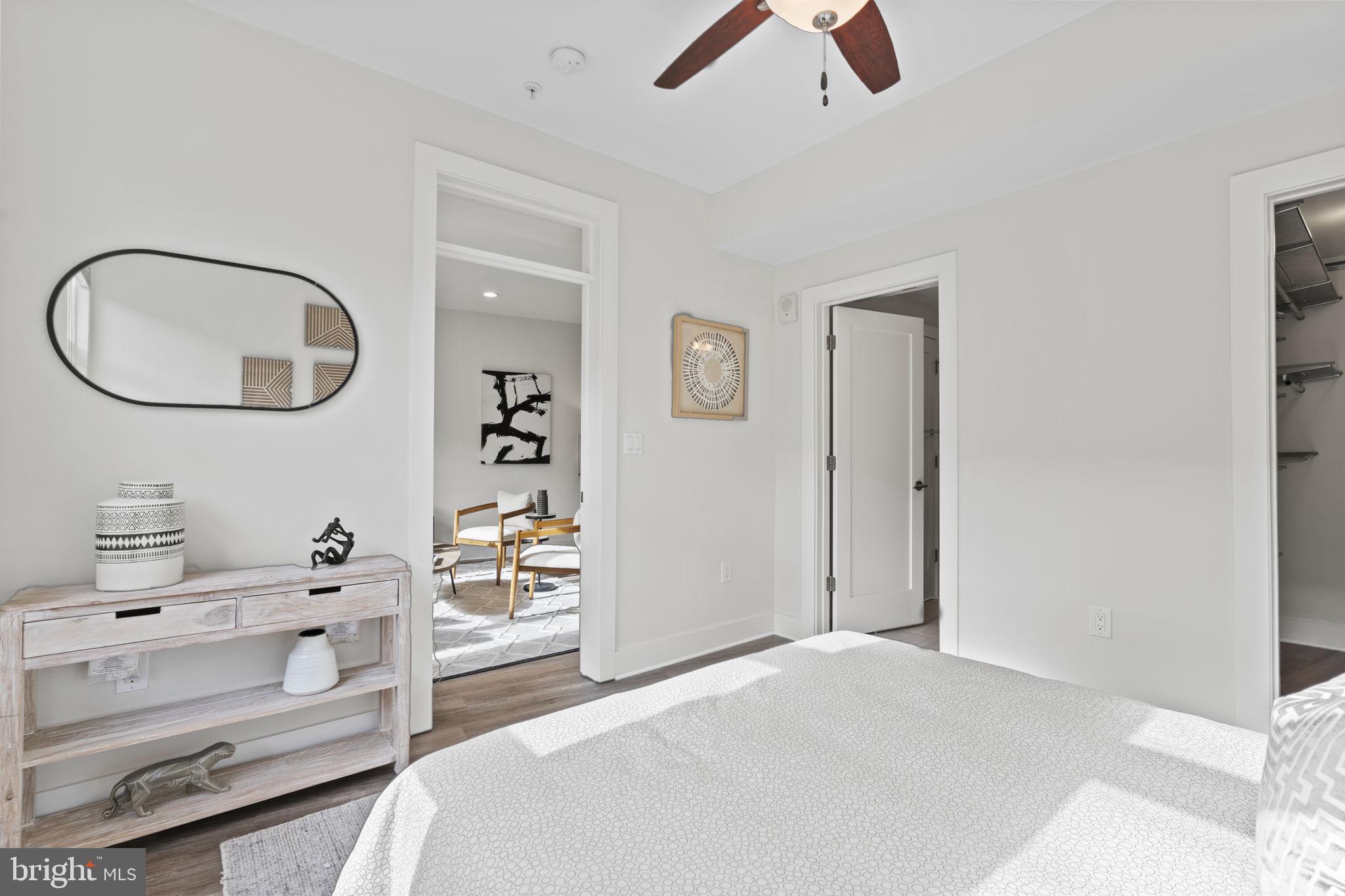 2337 Champlain St NW #105