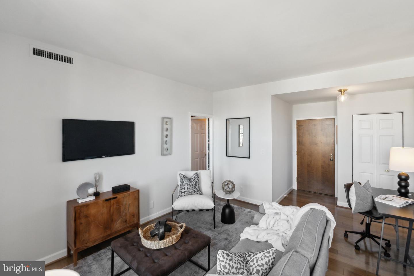 1830 17th St NW #505